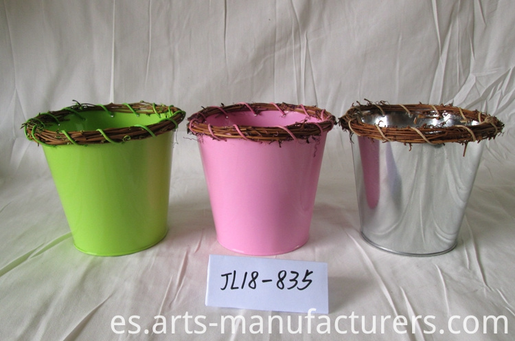 maceta de metal de hierro metal iron flower pot